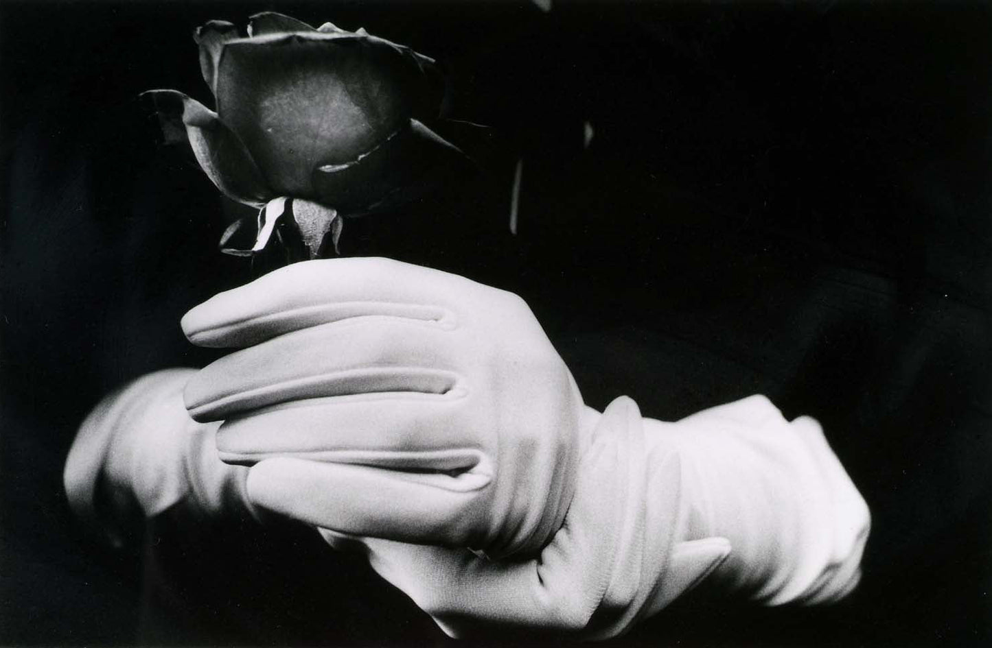 Segundo Piso (Hands with gloves), 1986