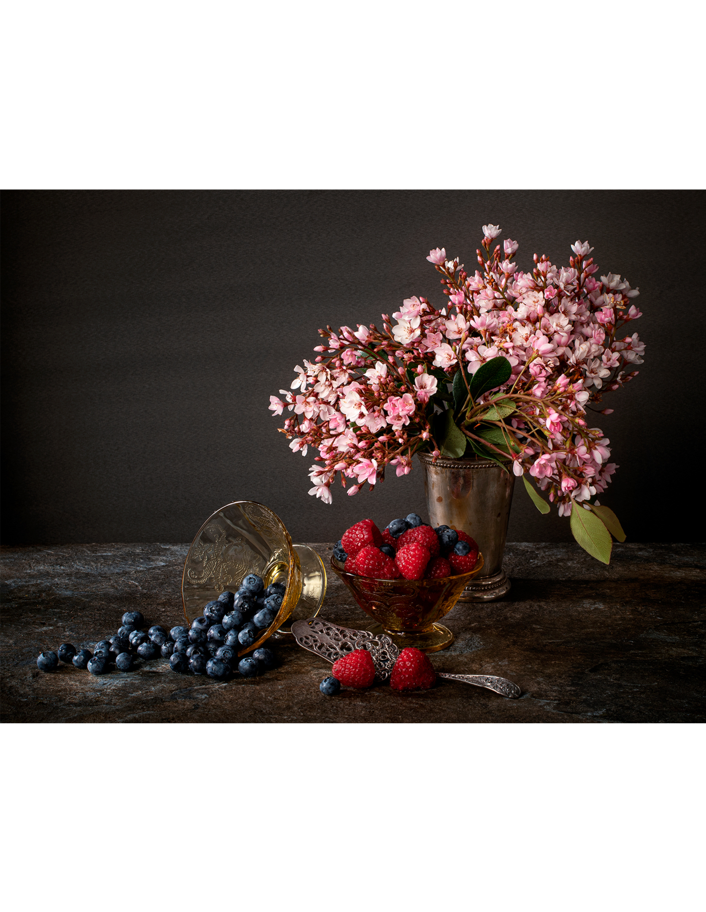 BLUEBERRIES WITH FLOWERS